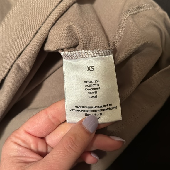 🩶FOG essentials tee🩶 - Picture 4 of 4